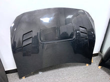 Load image into Gallery viewer, WR Vented Hood