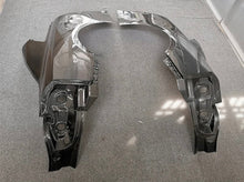 Load image into Gallery viewer, Nissan GTR R35 Carbon fiber rear quarter panels