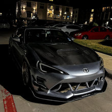 Load image into Gallery viewer, WR Vented Hood