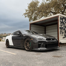 Load image into Gallery viewer, NISSAN R35 GTR CARBON FIBER DOORS