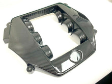 Load image into Gallery viewer, Nissan R35 GTR Carbon Fiber Engine Cover