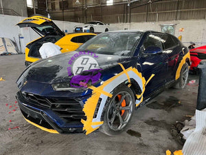 Lamborghini URUS 1016 carbon wide bodykit