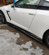 Load image into Gallery viewer, Nissan GTR R35 carbon fiber top secret side skirts
