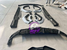 Load image into Gallery viewer, Lamborghini URUS 1016 carbon wide bodykit
