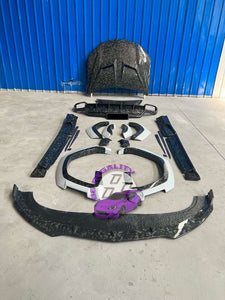 Lamborghini URUS 1016 carbon wide bodykit