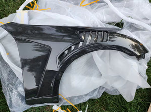 Infiniti G35 vented carbon fiber fenders