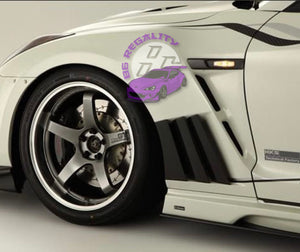 Nissan R35 GTR VRS style fenders