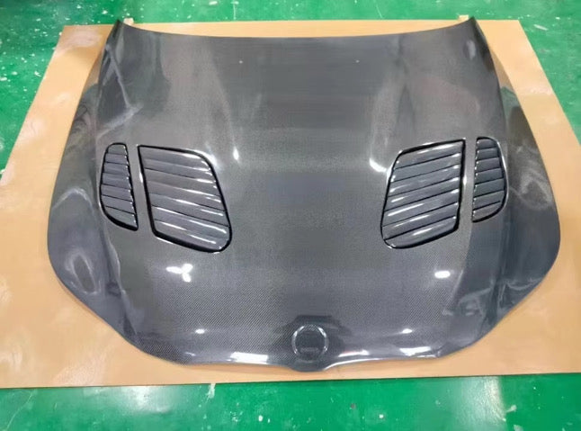 BMW E60 M5 GTR carbon hood