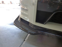 Load image into Gallery viewer, 2011-2016 Nissan GTR carbon fiber top secret front lip
