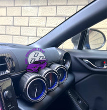 Load image into Gallery viewer, GR86 Carbon fiber gauge pod
