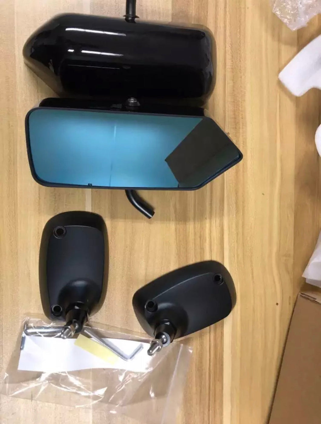 Universal racing mirrors