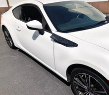 Load image into Gallery viewer, Carbon / Forged carbon shark fender fins
