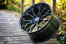 Load image into Gallery viewer, Satin Black R18 Forzza Wheels
